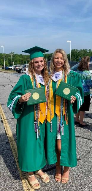 Rileigh Williams (right) graduated from Easley High School in 2021. Rileigh is the daughter of Peter and Megan Williams.
                                 Photo Submitted