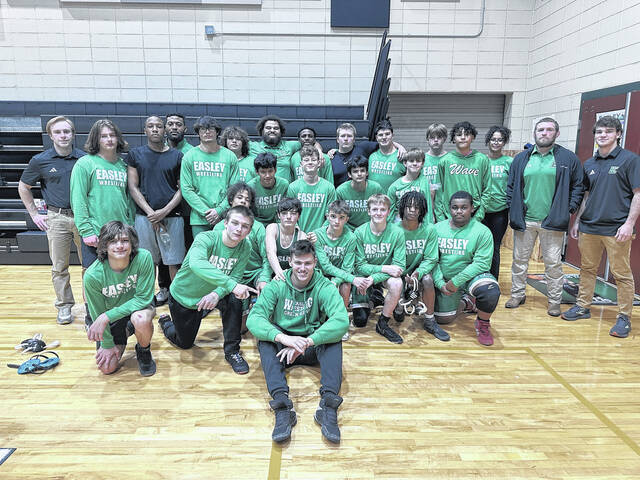 Pictured is Easley High Schools Henry Mastersonb (front row) as the only senior wrestler for the Green Wave on Senior Night. His varsity teammates include: Luke Arrowood, Ryker Shields, Novie Brannon Phillips, Riley Felmet, Kavon Smith, Ricardo Valencia, Milton Gage Fisher, Leiland Hawthorne, Bryan Gonzalez, Toby Capps, Timothy Cole Coker, Braden Lewandowski, Clayton Goodacre, Josue Melendez Guevara, Thomas Granger Hawkins, DeAndre Taylor, Dylan Crooks, Tracy TJ Williams, James Mauldin, Jonathan JP Wright, Jaylen Parks, Tyshun Mitchell, Josh Harvey and Elijah Owen.
Jeff Holt | The Easley Progress